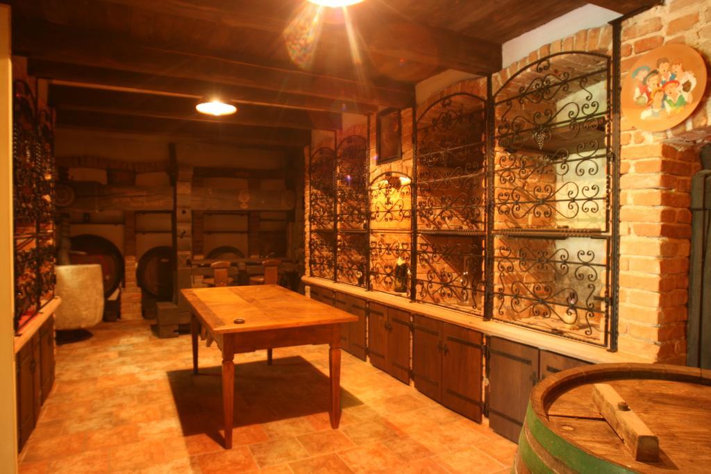 Villa Les With Hot Tub & Sauna Brezice Room photo