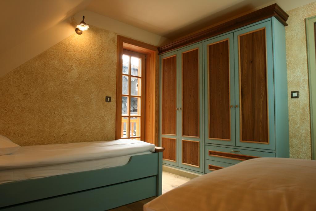 Villa Les With Hot Tub & Sauna Brezice Room photo
